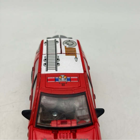 Transformers Universe Deluxe RATCHET Weapons Emergency Rescue SUV (No Weapons) - Picture 5 of 10